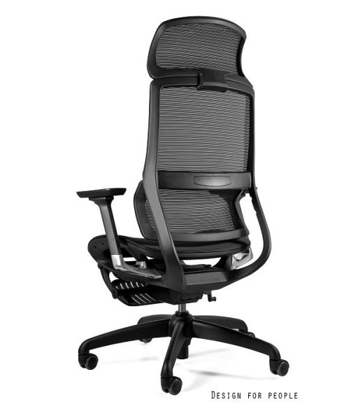 FOTEL BIUROWY PRESTIGE SPACE CZARNY SYNCHRON Z WYSUWANYM PODNÓŻKIEM
