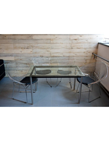 KRZESŁO HARRY CHROMOWANY (BIAŁY, CZARNY)