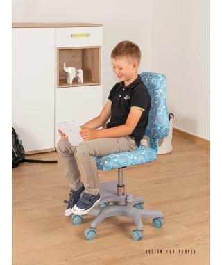 FOTEL OBROTOWY DZIECIĘCY FOTELIK NA KÓŁKACH BETTY (RÓŻOWY, NIEBIESKI) 2